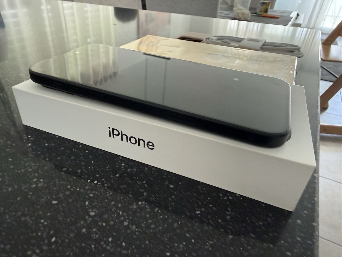 Apple Telefoni cellulari / Smartphones: iPhone 15 Plus 128GB – Usato da Claro venduto da KarinS84 5