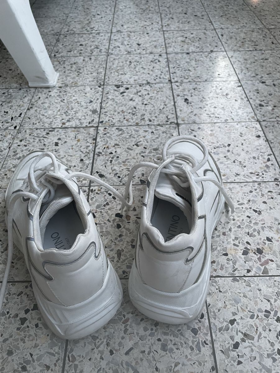 Valentino Scarpe da donna: Baskets Valentino blanches taille 38 bon état – Usato da Genève venduto da nidefa 7