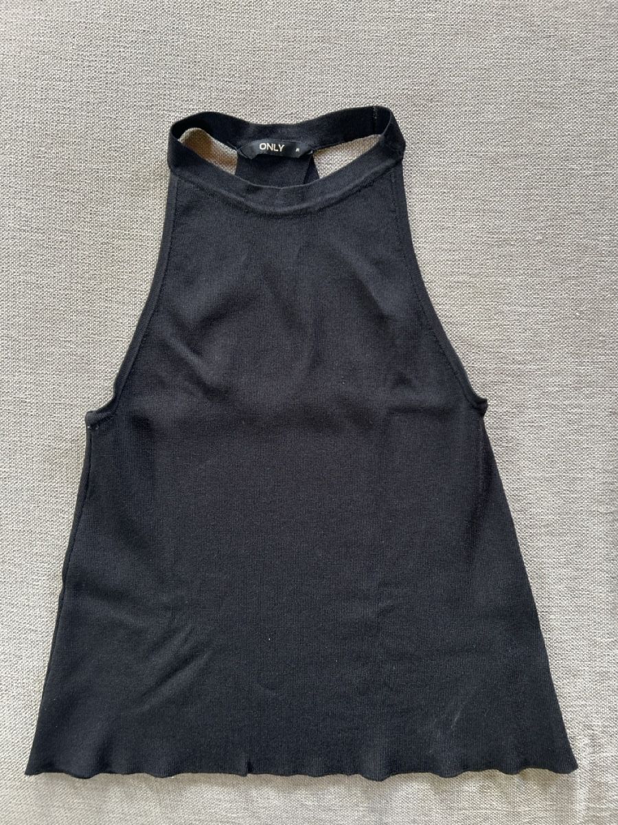 Only Tops: Schwarzes Sommer-Top – Gebraucht aus Gstaad von storchli