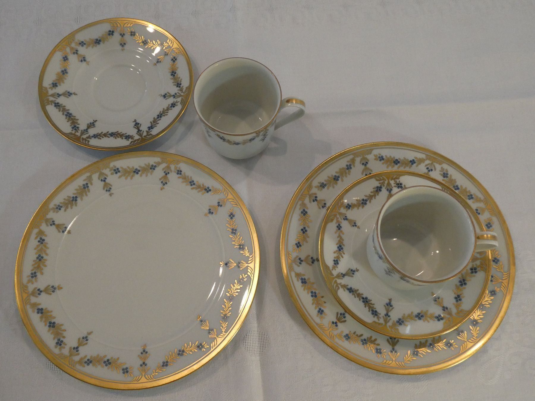 Set di piatti: Handbemaltes "Langenthal" Kaffee-Set – Nuovo (secondo la descrizione) da Ehrendingen venduto da Marcellolauti 1