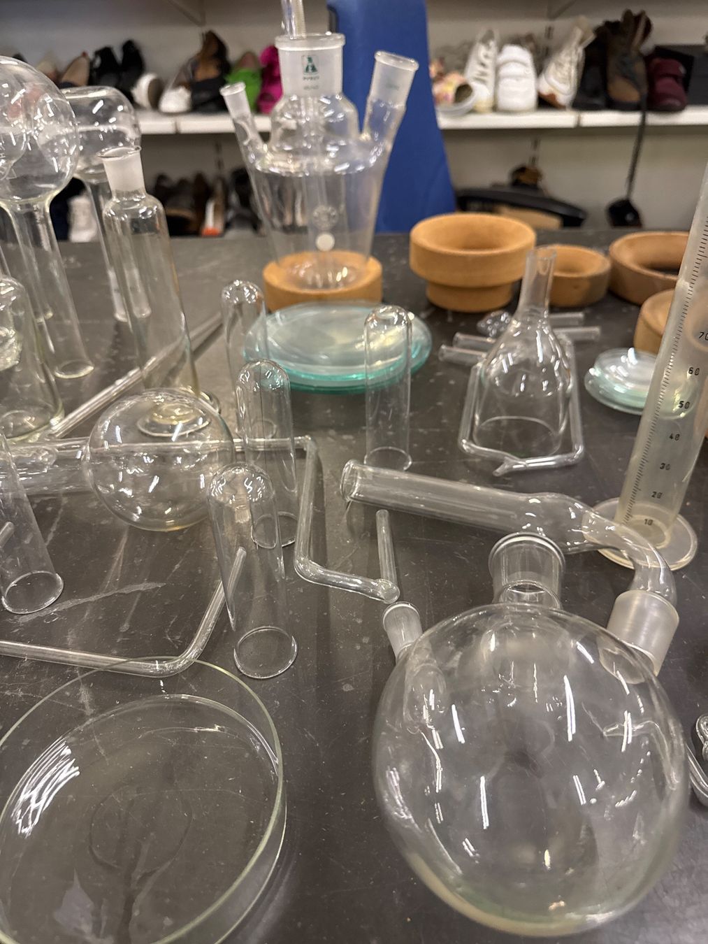 Verres: Chemie-Labor-Gläser Mega-Set – D'occasion à Pratteln par Cartonsducoeur_bl 4