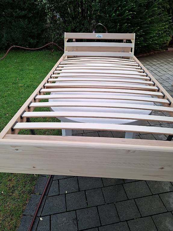 Reti a doghe: Sommier 90x200 cm – Usato da Chêne-Bourg venduto da lil_v66r 1