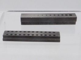 Plaques à trous outils pour horloger