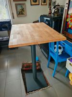 Stehtisch Massivholz mit Metallfuss rechteckig