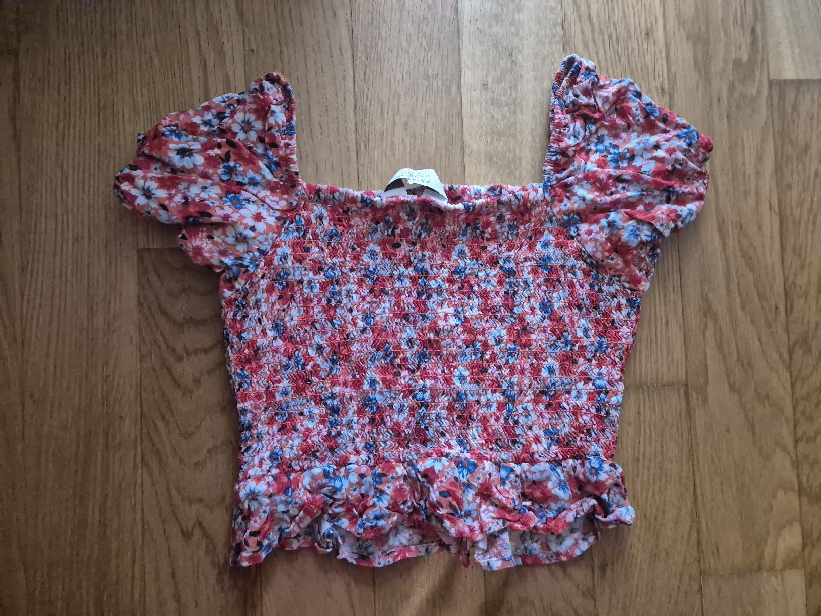 Blouses, T-shirts & Tops: Blouse Primark floral pattern short sleeves size 134 cm – D'occasion à Basel par and_zvv7 2