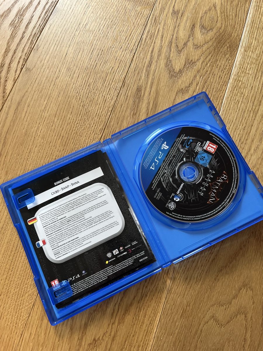 Giochi: Batman Arkham Knight PS4  – Usato da Fraubrunnen venduto da Mollch_81 1
