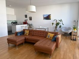 Gratis abzugeben: IKEA Leder sofa mit Récamier und Hocker