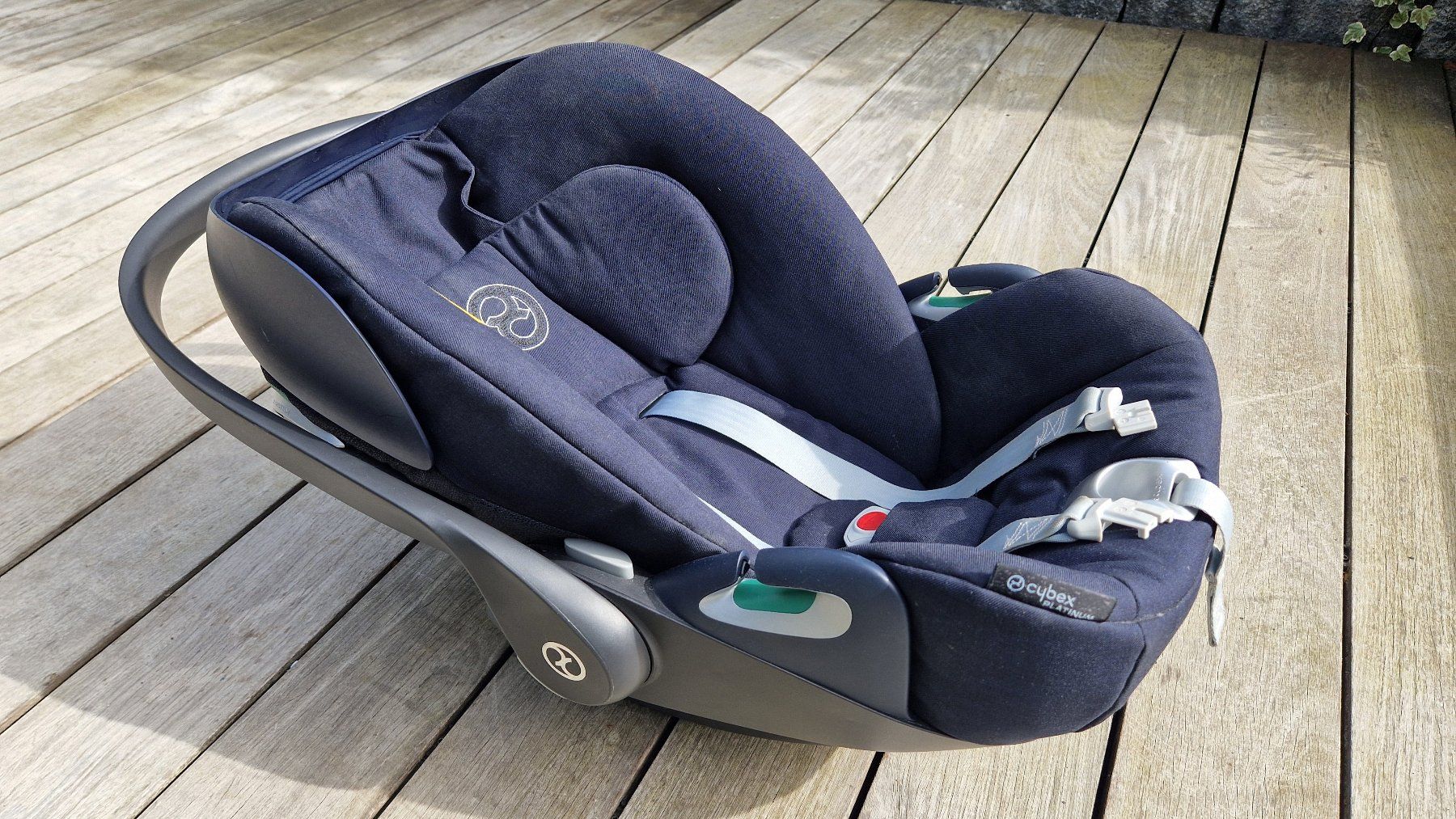 Cybex Bauch- & Rückentragen: Babyschale Autositz Cybex Cloud Z2 i-size – Gebraucht aus Grosshöchstetten von tomfly