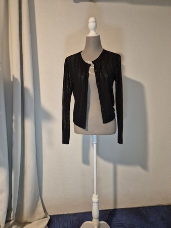 Strickjacke MNG schwarz Lochmuster Grösse M guter Zustand