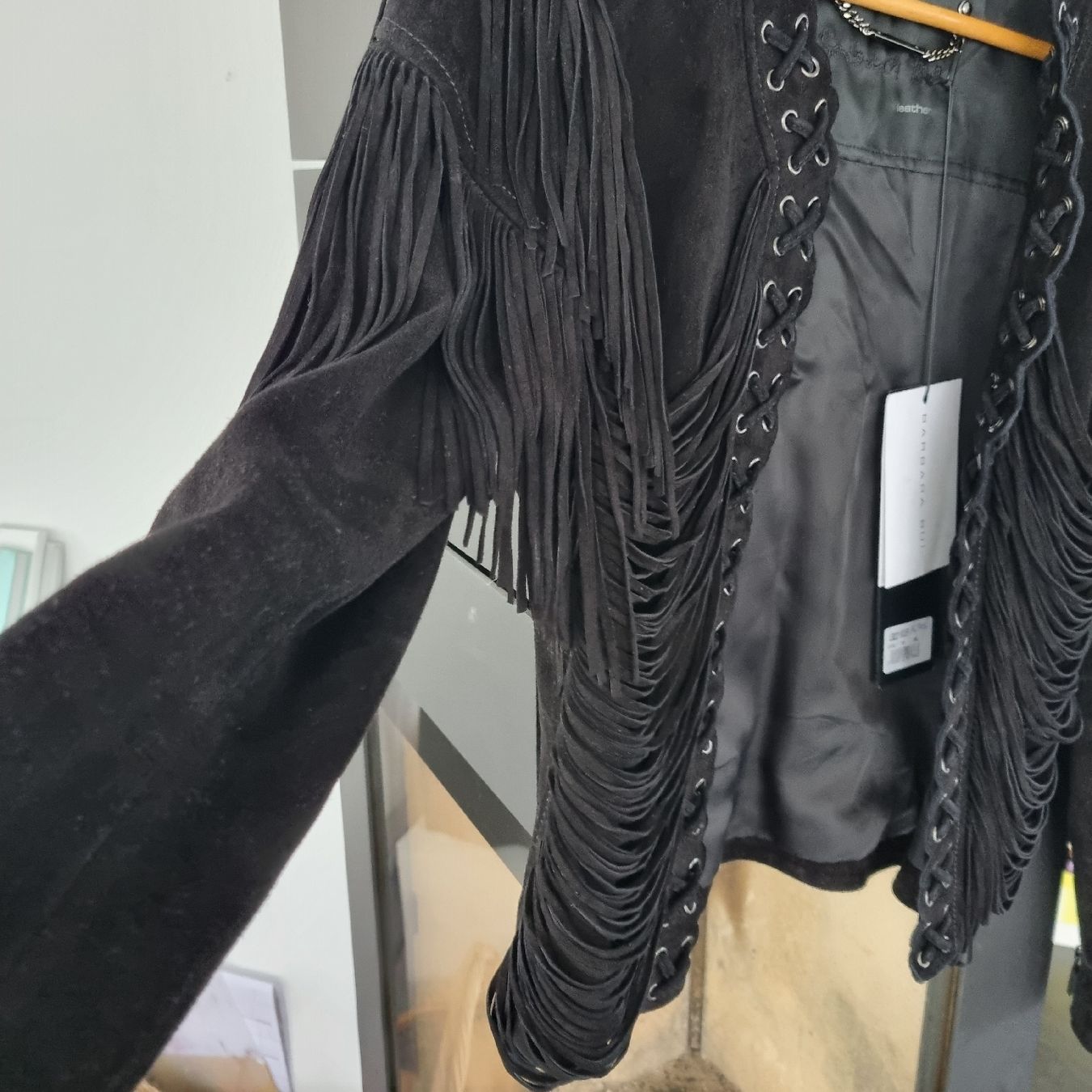 Giacche: Lederjacke Fransen Barbara Bui schwarz 36 neu – Nuovo (secondo la descrizione) da Bad Zurzach venduto da Mfritzli 1