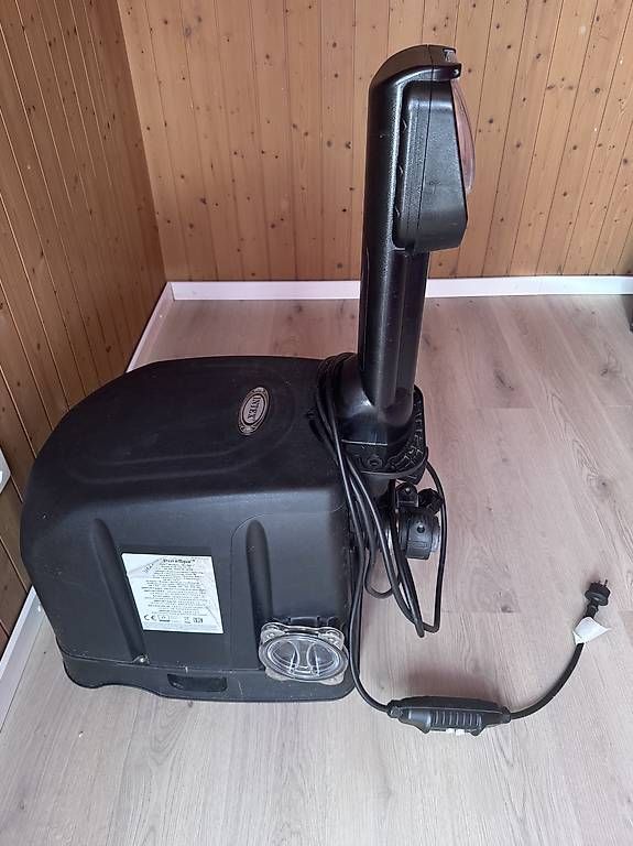 Accessori per Piscine: Intex PureSpa Filter-/Heizeinheit – Usato da Schinznach Dorf venduto da HaRibOo_xD 1