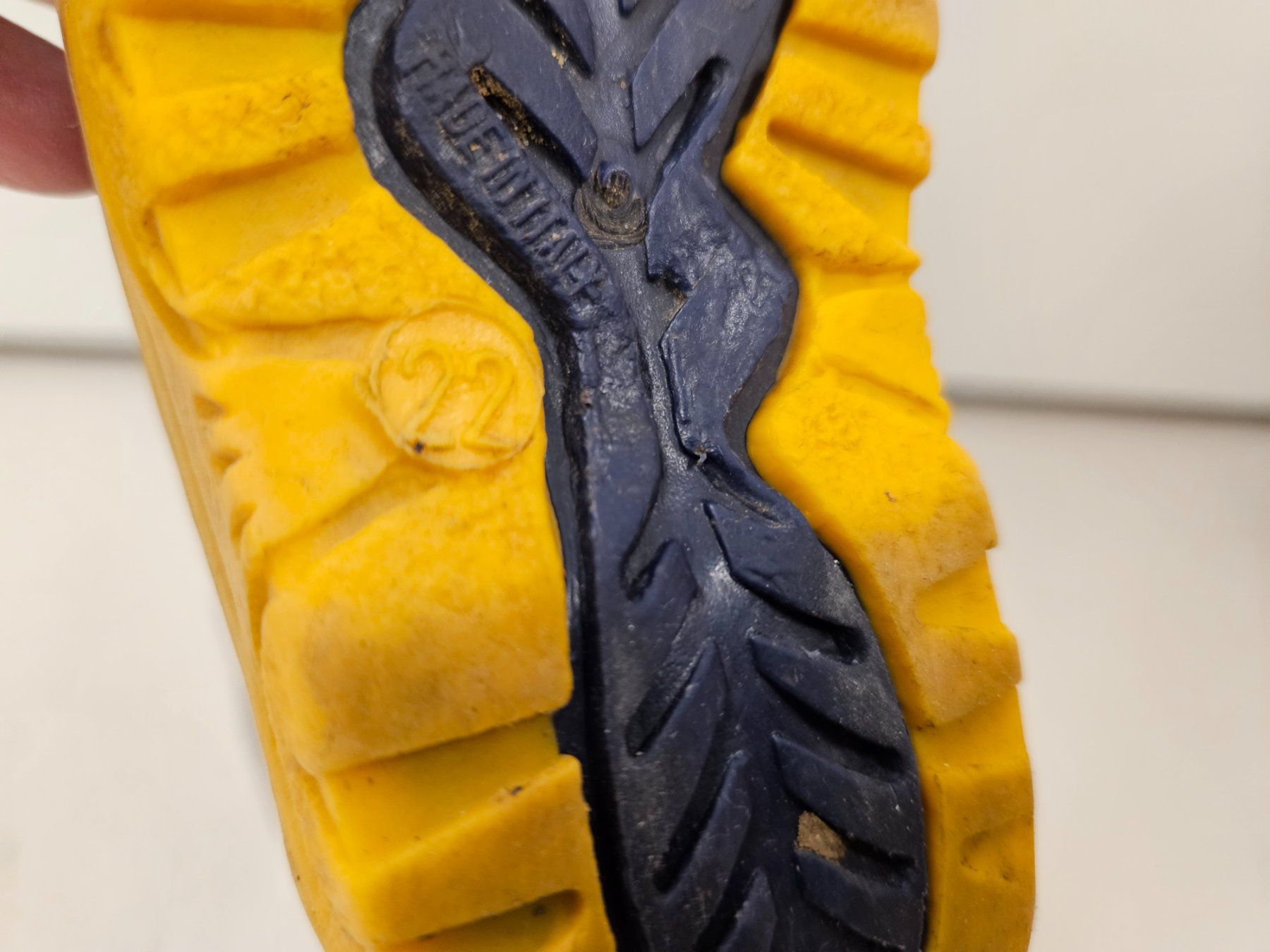 Schuhe für Jungen: Gummistiefel Gr. 22 – Gebraucht aus Herrliberg von Jummi 4
