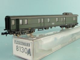 Fleischmann 8130A DR Gepäckwagen, wie NEU