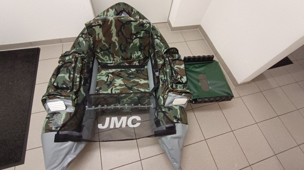 Float Tube JMC Trium Camouflage + accessoires Kaufen auf Ricardo