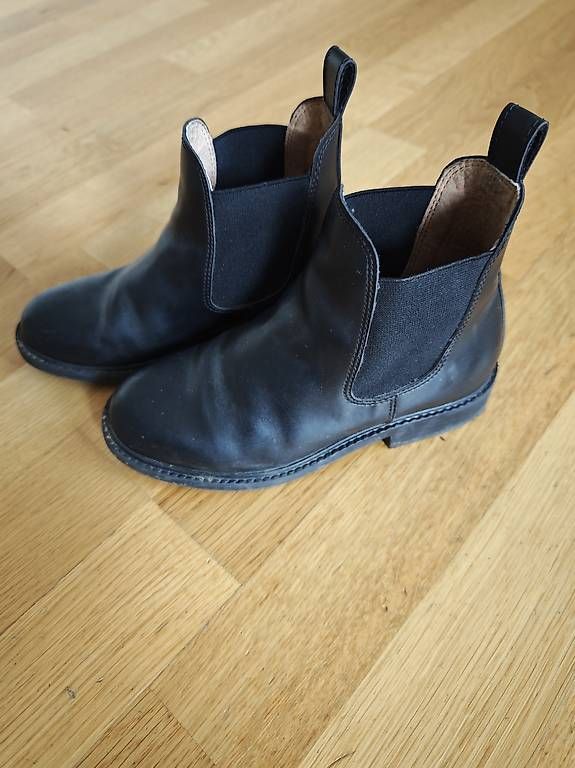 Herrenschuhe: Reitstiefeletten Leder Grösse 33  – Gebraucht aus Zürich von wydleri 1
