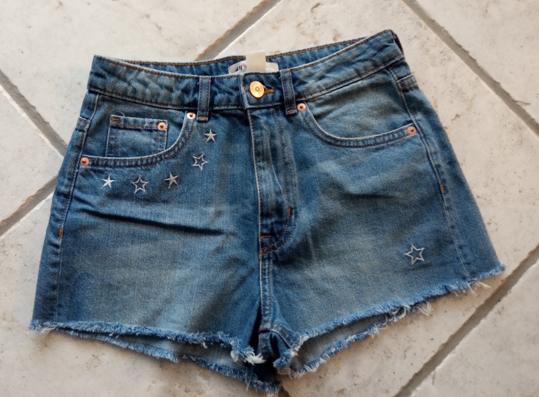 Jeans: Kurze Damenjeans COACHELLA – Usato da Chur venduto da Rodanisa 2
