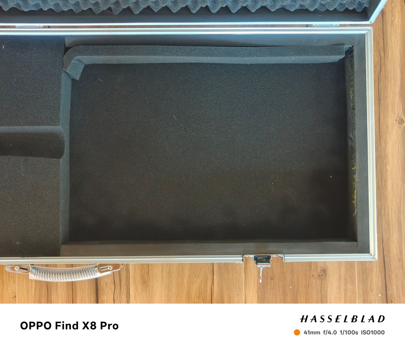 Reisekoffer: Flight Case fuer Standard E-Baesse – Gebraucht aus Seuzach von Markleeroy 2