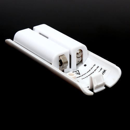 Caricabatterie: Nintendo Wii Ladestation mit 4 Akku – Nuovo (secondo la descrizione) da Thun venduto da Laoye 6