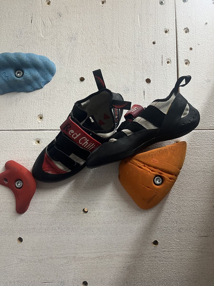 Scarpe da uomo: Red Chili Kletterschuhe Grösse 41 – Usato da Hombrechtikon venduto da 4nOre