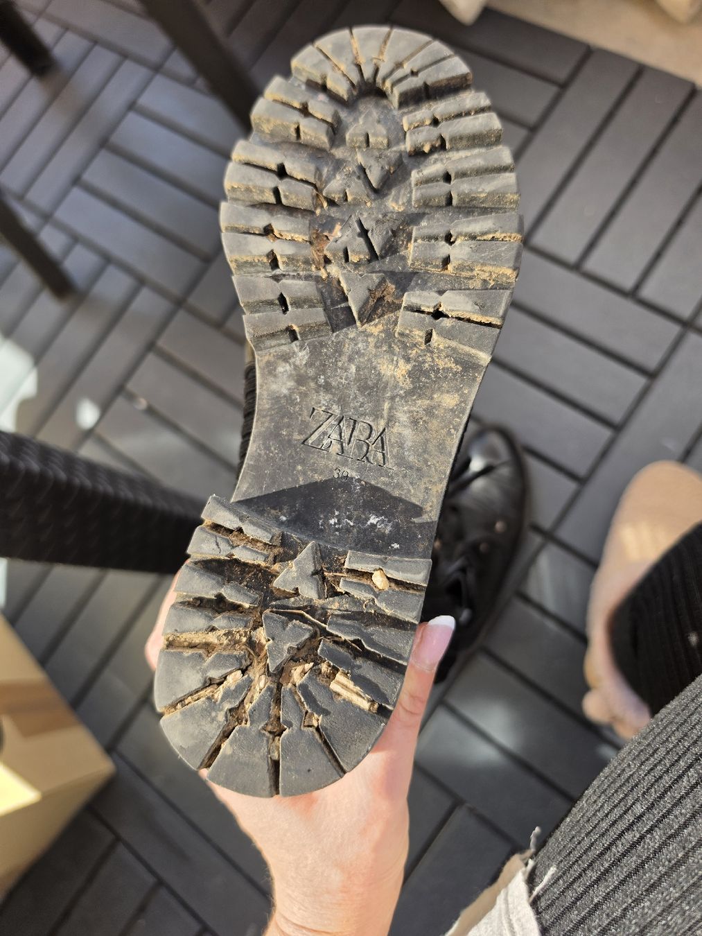Zara Chaussures femmes: bottine  – D'occasion à Plasselb par les_rl55 1