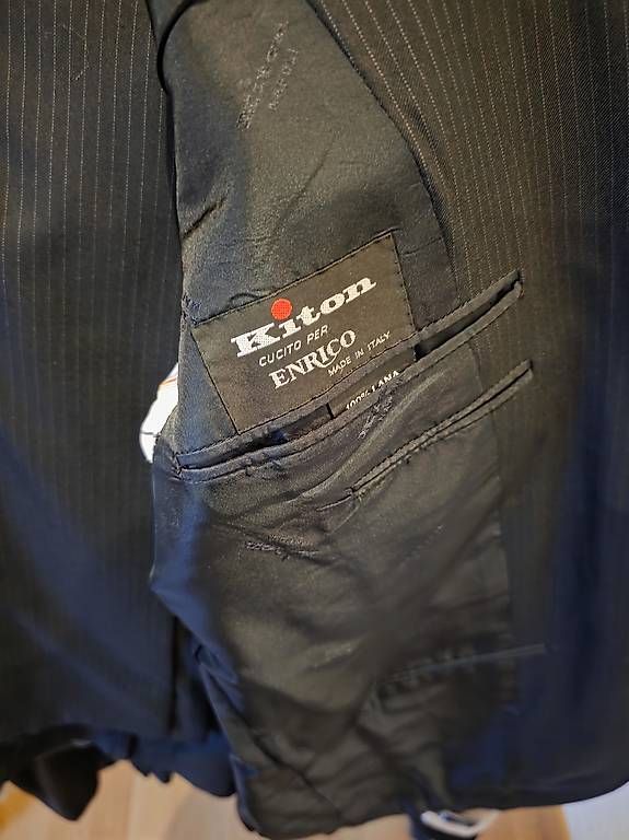 Anzüge, Sport- & Funktionsanzüge: Kiton Anzug – Neu und originalverpackt aus Hausen AG von MM_FM 1