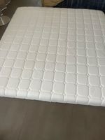 Matratze 190x200 cm weiss guter Zustand