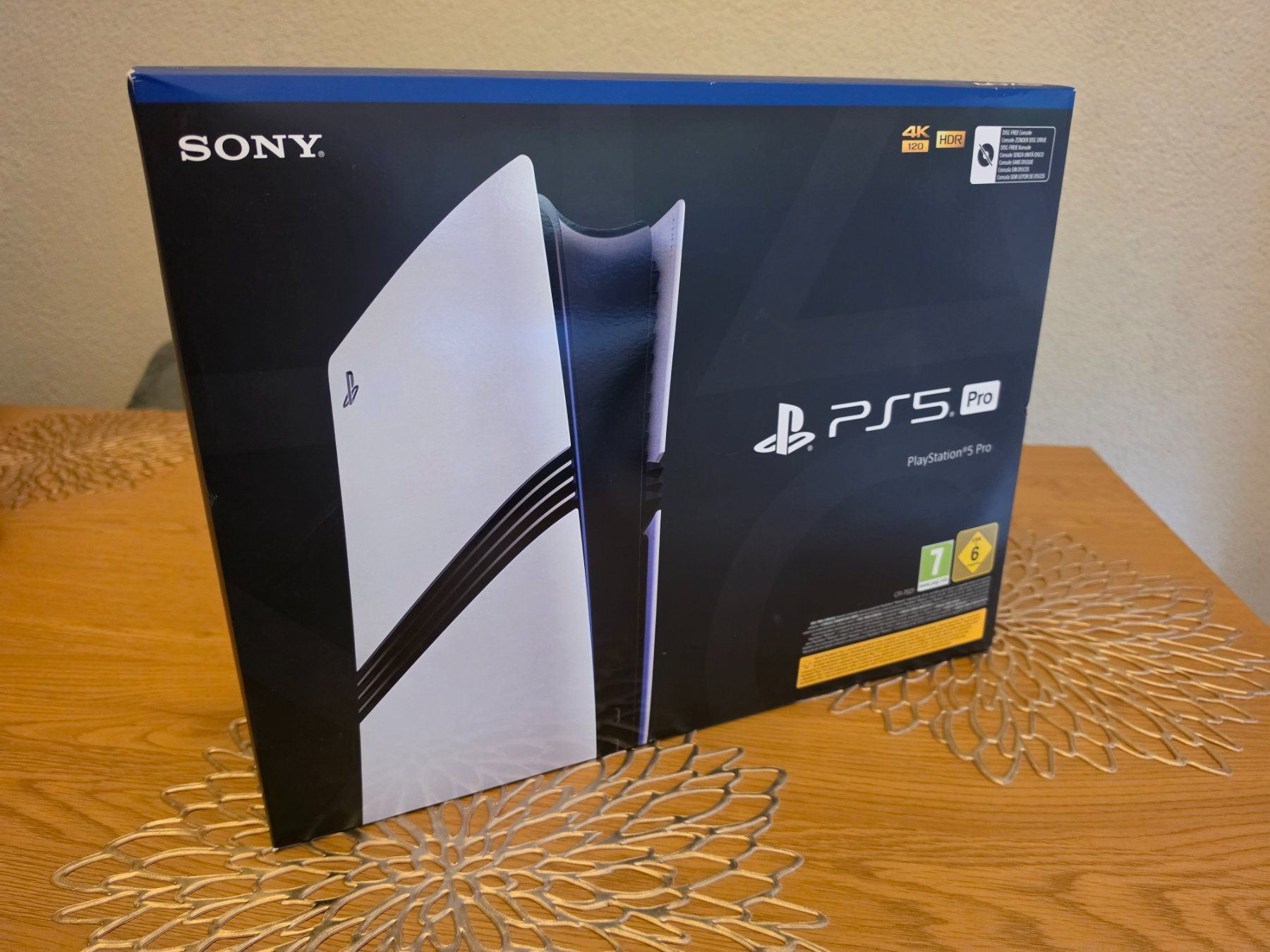 Sony Consoles: Ps5 Pro neu verfügbar – D'occasion à Fahrweid par vin_w5cw