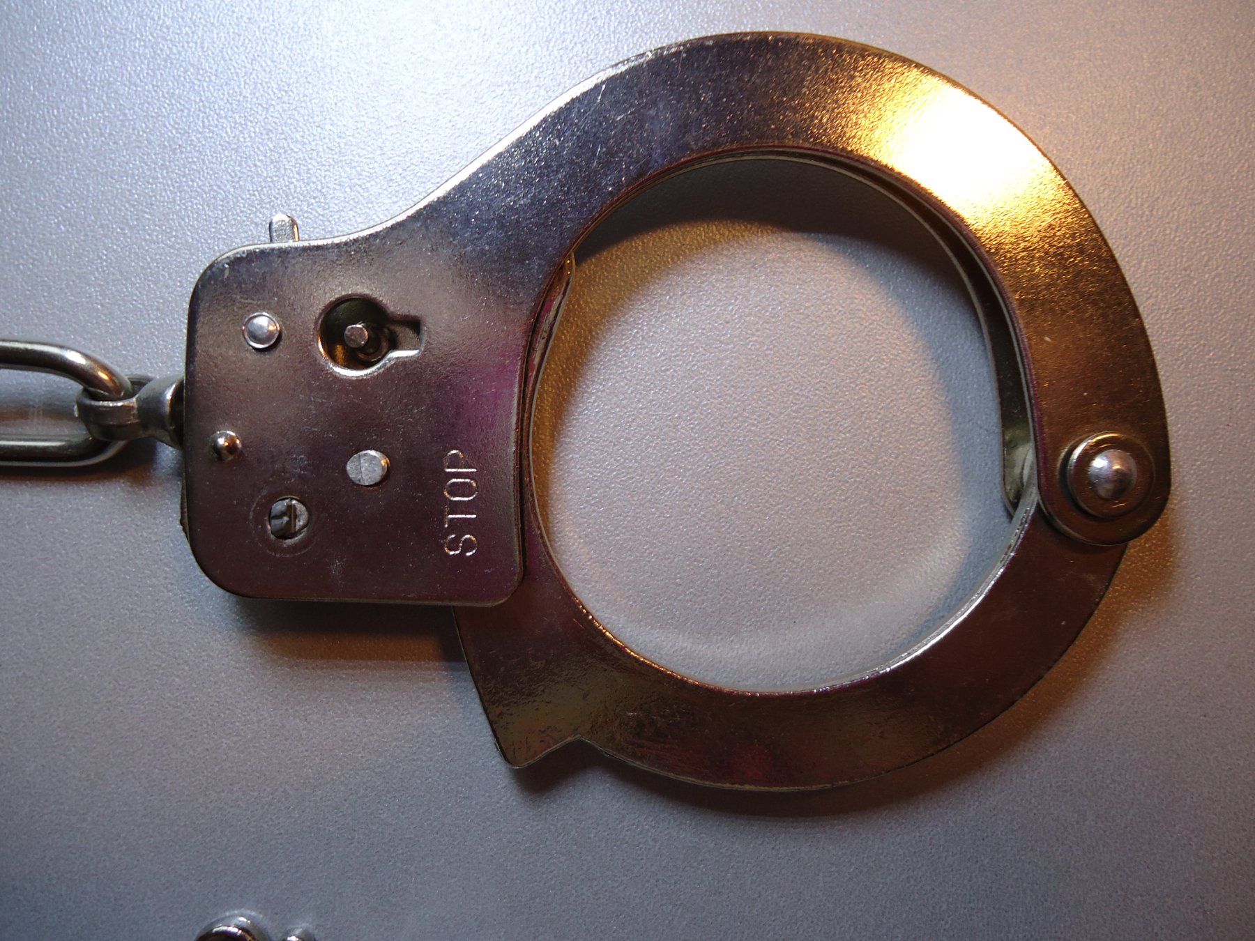 Sonstiges für Firmenanlässe & Parties: Handschellen, Metall massiv mit Schlüssel – Neu (gemäss Beschreibung) aus Hinterkappelen von Roku5 3