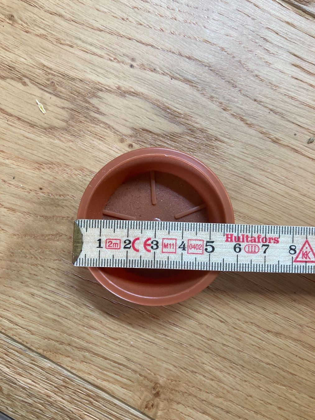 Sottobicchieri: Blumentopf Untersetzer aus Plastik, Durchmesser 6 cm – Usato da Wichtrach venduto da Aramis3628 1