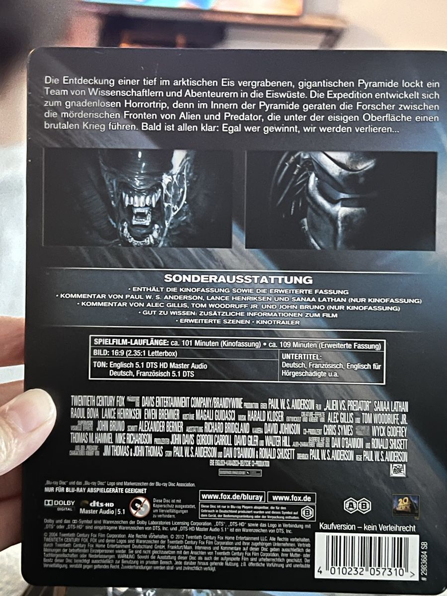 Tutti i DVDs: Steelbook- Blu-ray AVP Alien vs. Predator Extended Edition – Usato da Saland venduto da Francyherrera 1