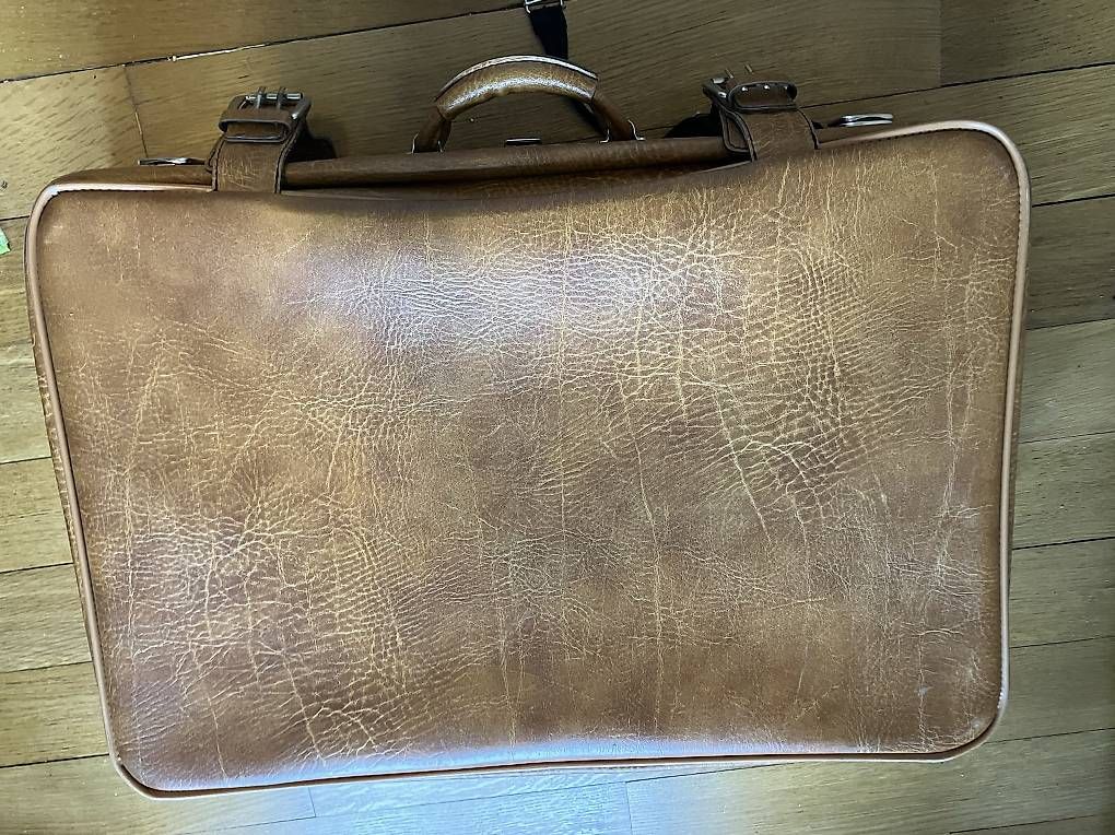 Reisekoffer: Schöner Lederkoffer – Gebraucht aus Basel von jon_z292 4
