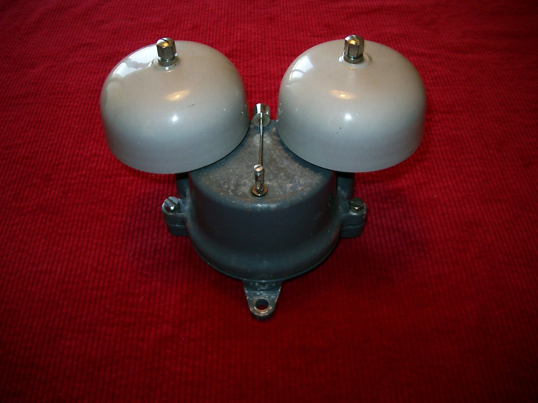 Campanacci mucche: Elektrische Doppelschlag Telefon- oder Türglocke, Vintage – Usato da Laupen ZH venduto da tonisculati 2