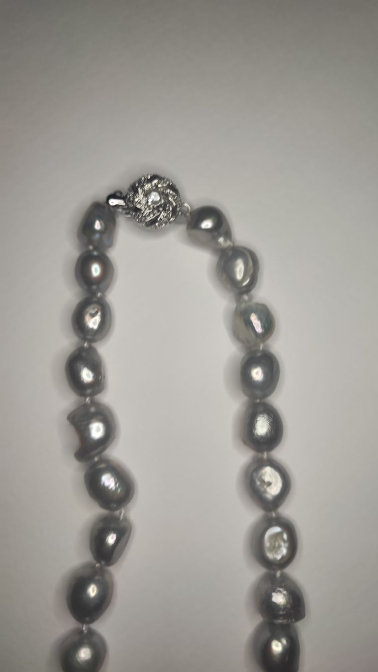 Catenine: * Schmuckauktion* Elegante Perlenkette, Silber, Geschenkidee – Nuovo e nell'imballaggio originale da Gstaad venduto da Kunst1996 1