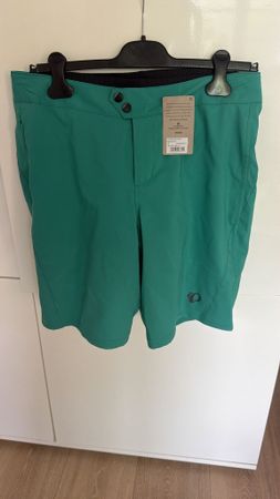 Pearl Izumi Damen Shorts Canyon Gr 42 NEU NP 119.90