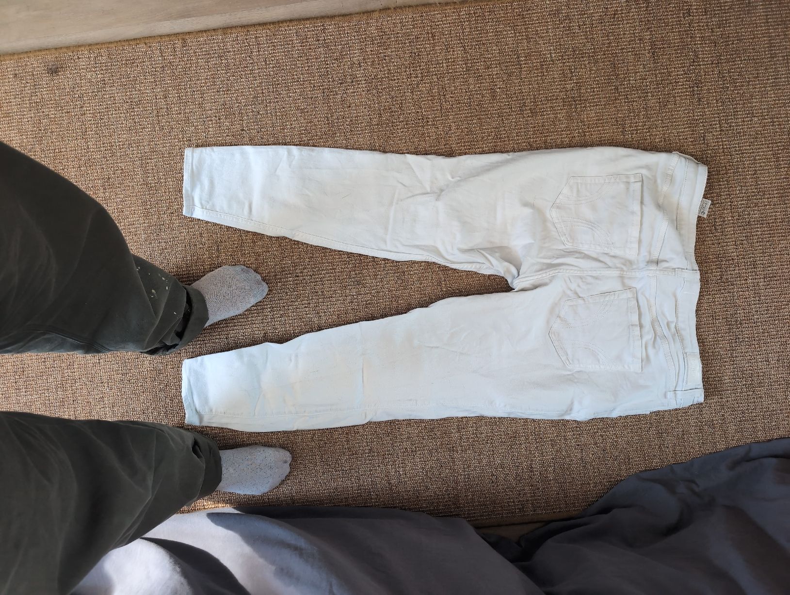 Hollister Jeans: Weisse Hollister Jeans – Usato da Zürich venduto da cal_2zxq 5