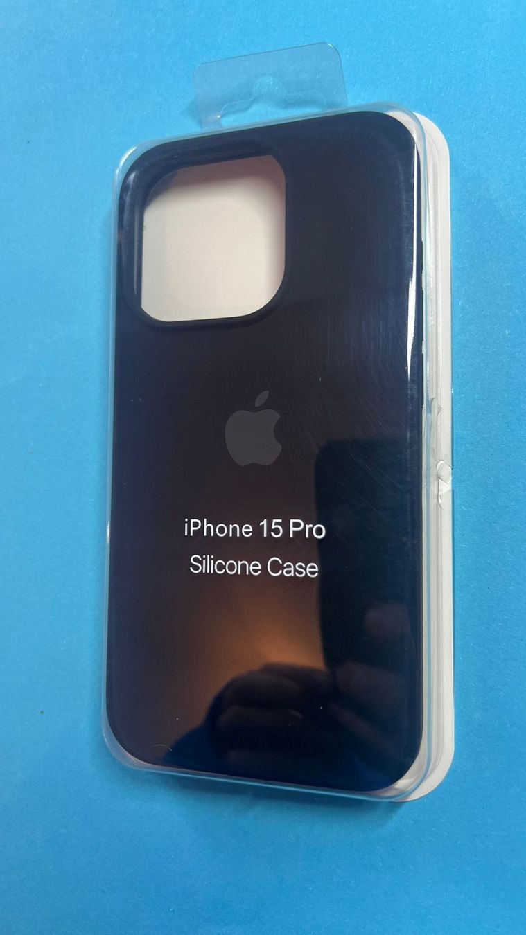 Cover & Protezioni schermo: Coque  iPhone 15 Pro \  iPhone 15 Pro Hülle – Nuovo e nell'imballaggio originale da St-Cergue venduto da vpr_7v8g