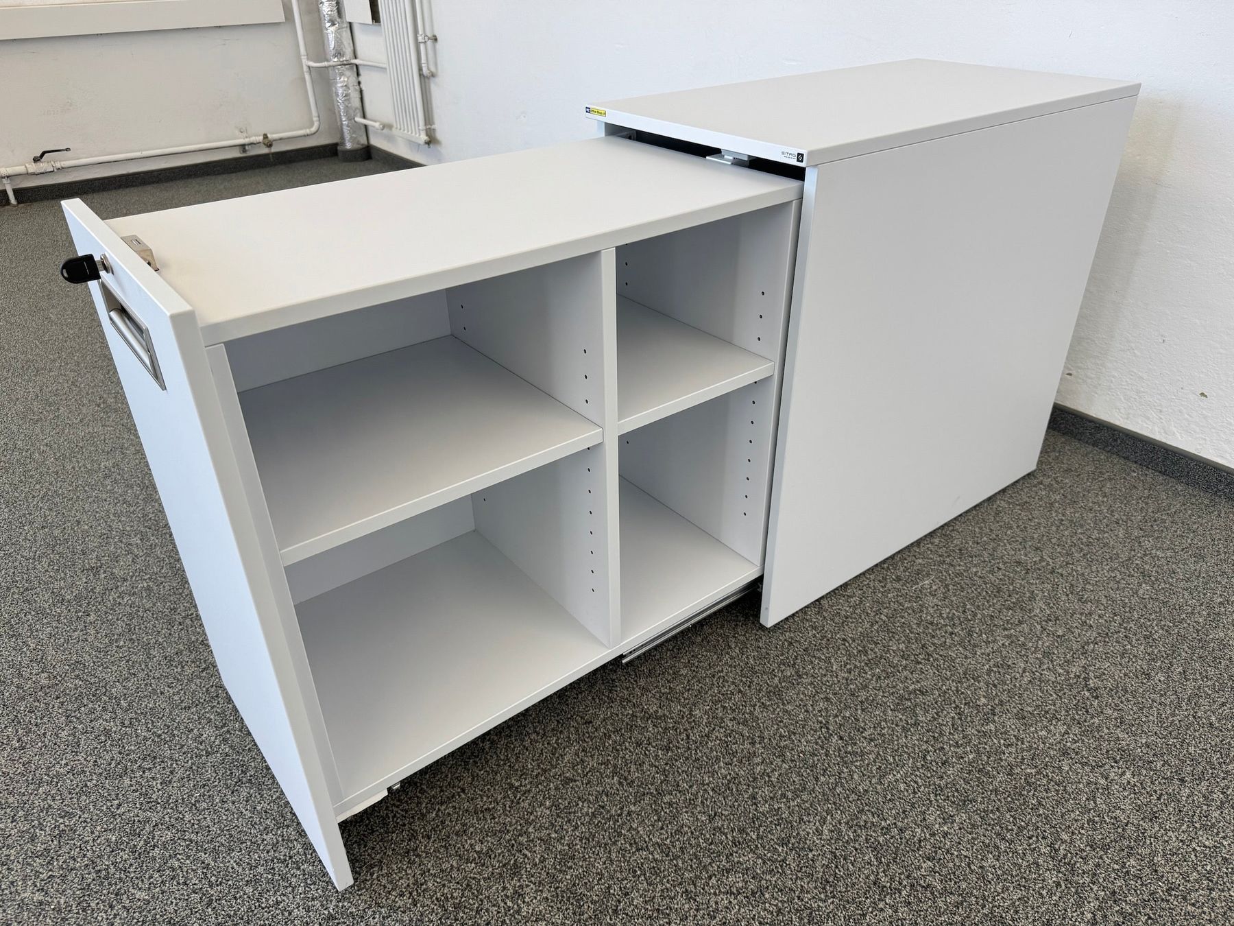 Sitag Banconi: Sitag Apothekerschrank Öffnung rechts – Usato da Schönenwerd venduto da mcofficeshop 1