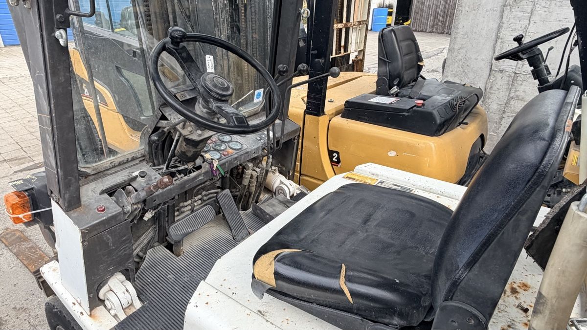 Carrelli elevatori e a forche: Yale GDP 25 RD Diesel – Usato da Bonaduz venduto da A13_Automobile 2