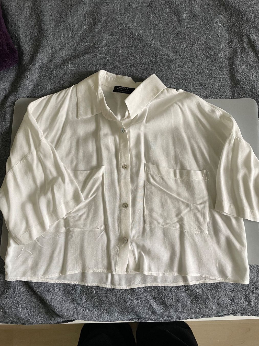 Bershka Camicette: Chemise courte blanche Bershka – Usato da Biel/Bienne venduto da lisalrh 2