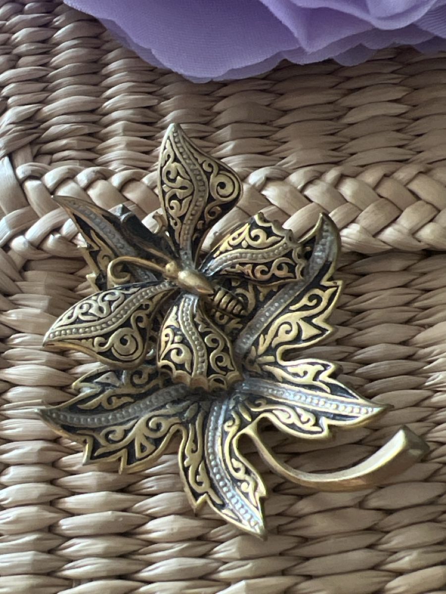 Spille & Fermagli: 3 Vintage Broschen Made in Spain – Usato da Seon venduto da Sunny-Schmuck78 1