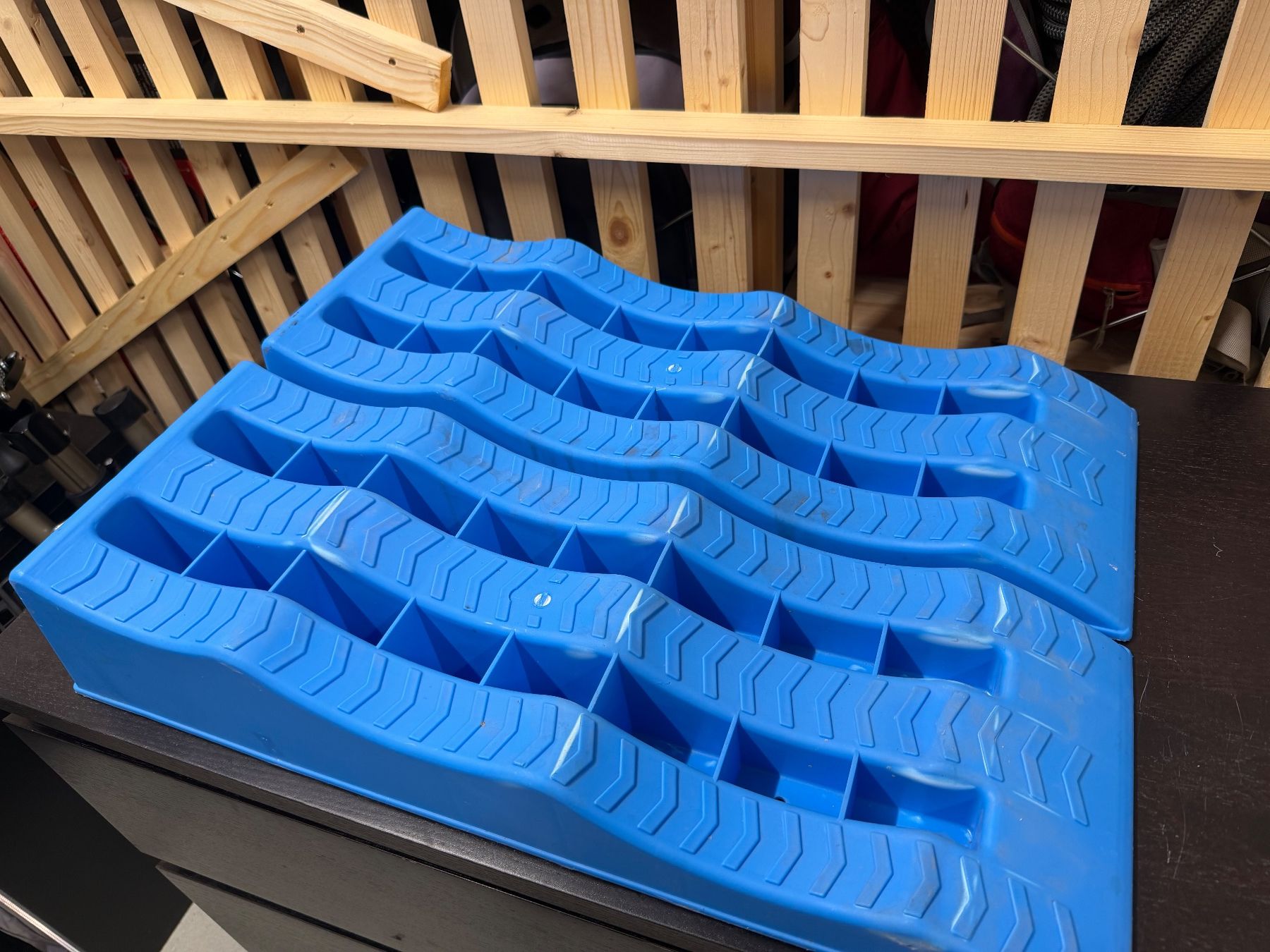 Tous les outils: Caravan Levelling Ramps Set Blue Used Condition – D'occasion à Kriens par luka.p