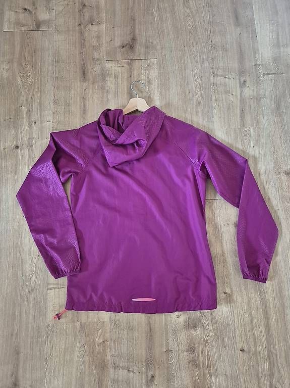 Under Armour Giacche: Under Armour Runningjacke Gr. S – Usato da Uzwil venduto da nadjahinder 1