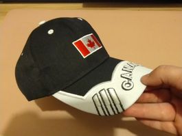 Schwarze Sportmütze Kanada - Casquette noir sport Canada