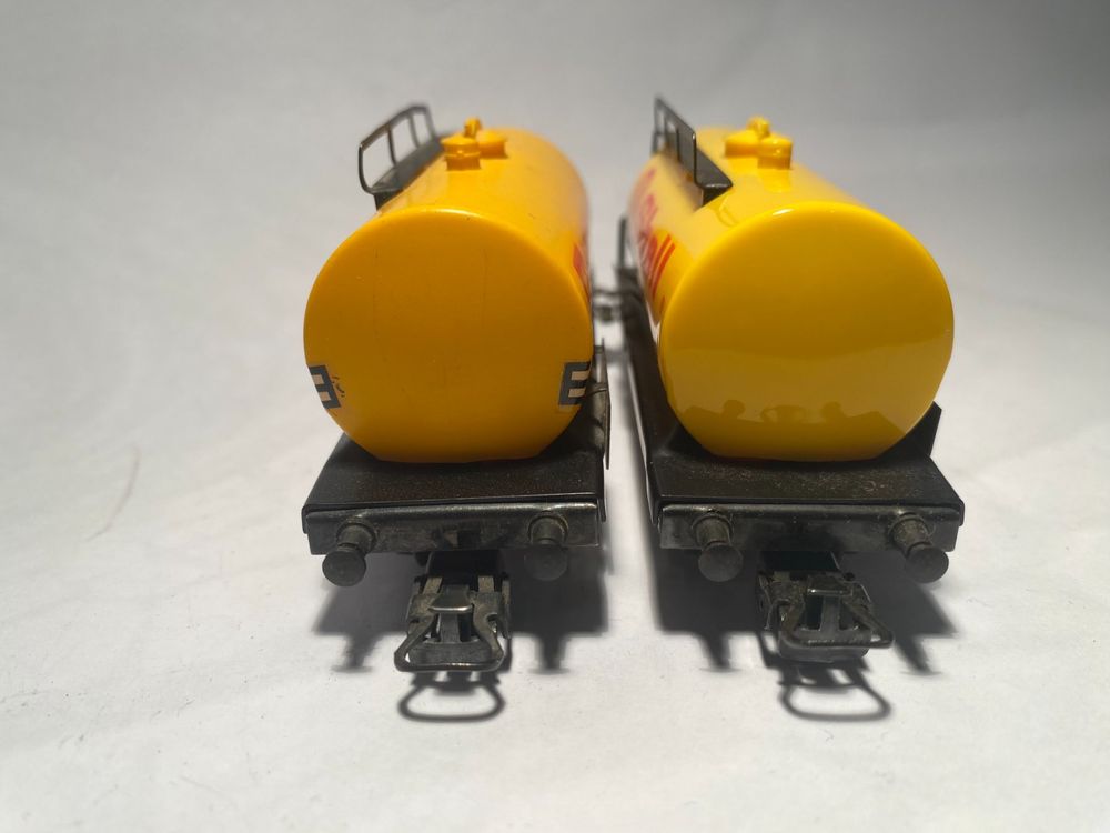Märklin 2x Kesselwagen (Tankwagen) SHELL, AC Achsen | Kaufen auf Ricardo