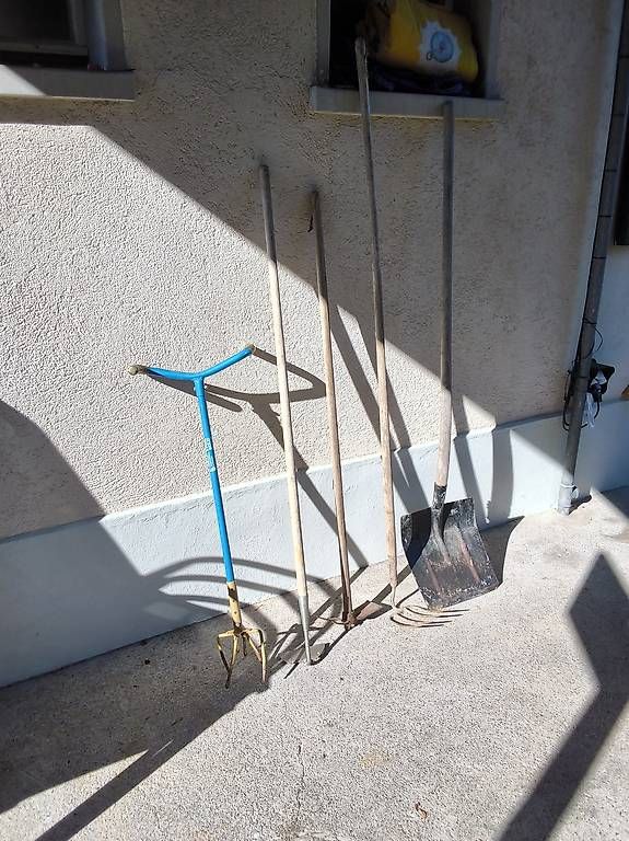 Tutti gli attrezzi: Div. Gartenwerkzeug – Usato da Bauma venduto da SteffiMue 2