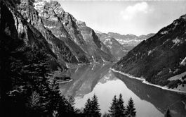 Klöntalersee, Restaurant Vorauen