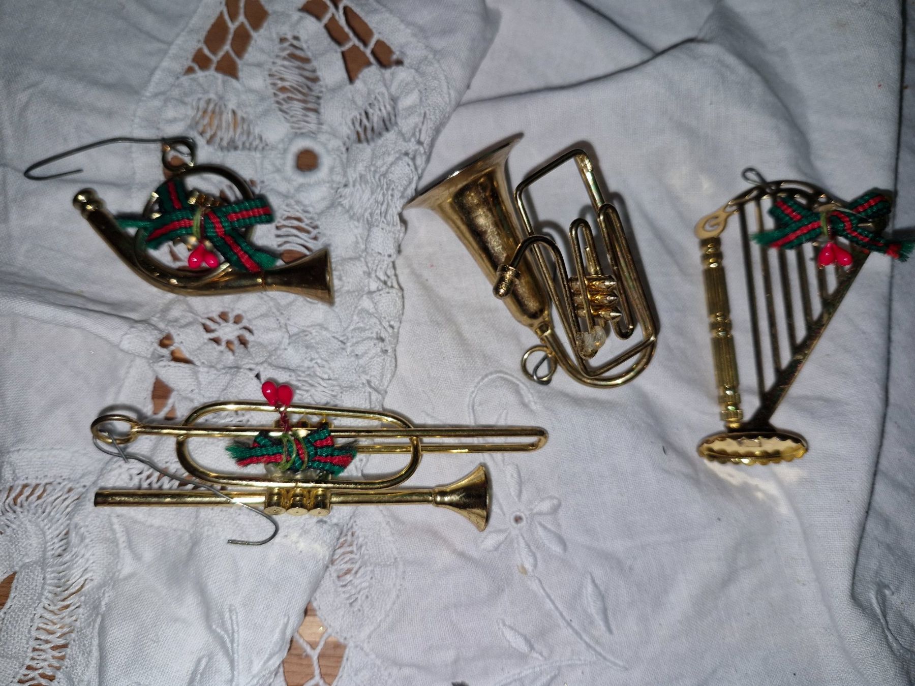 Toutes les décorations: antiker Christbaumschmuck – D'occasion à Guarda par rue_bpd7