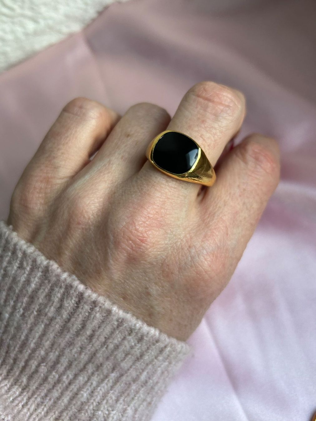 Ringe: Goldener Ring mit schwarzem Stein RETRO (64) – Gebraucht aus Laufen von belleskulptur 2