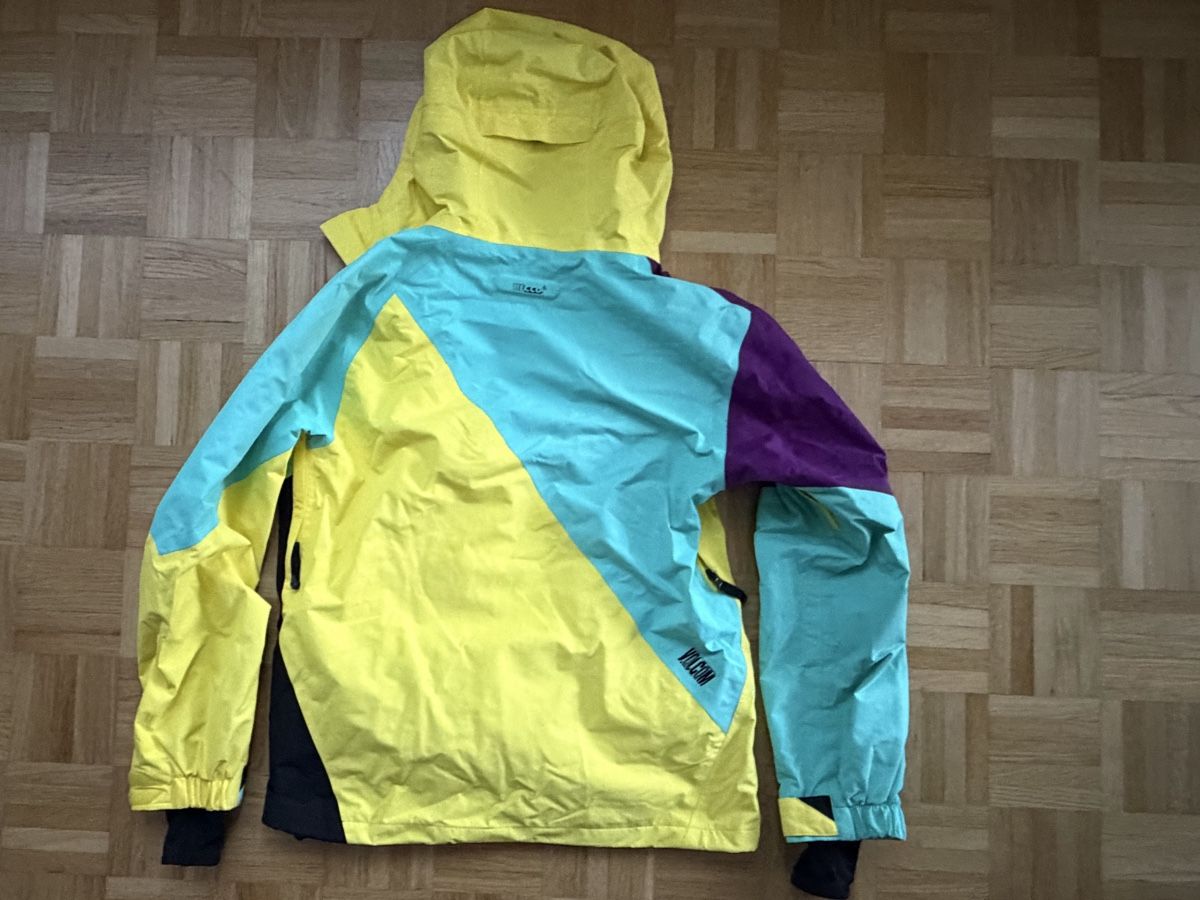 Volcom Giacche: Volcom Ski-/Snowboardjacke / Grösse  – Usato da Jona venduto da dar_k2v9 5