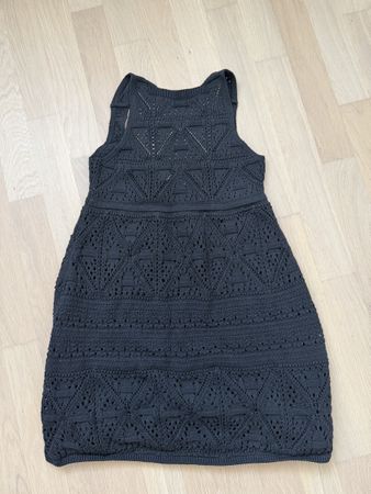 Zara Kleid Strickmuster schwarz Gr. S nie getragen